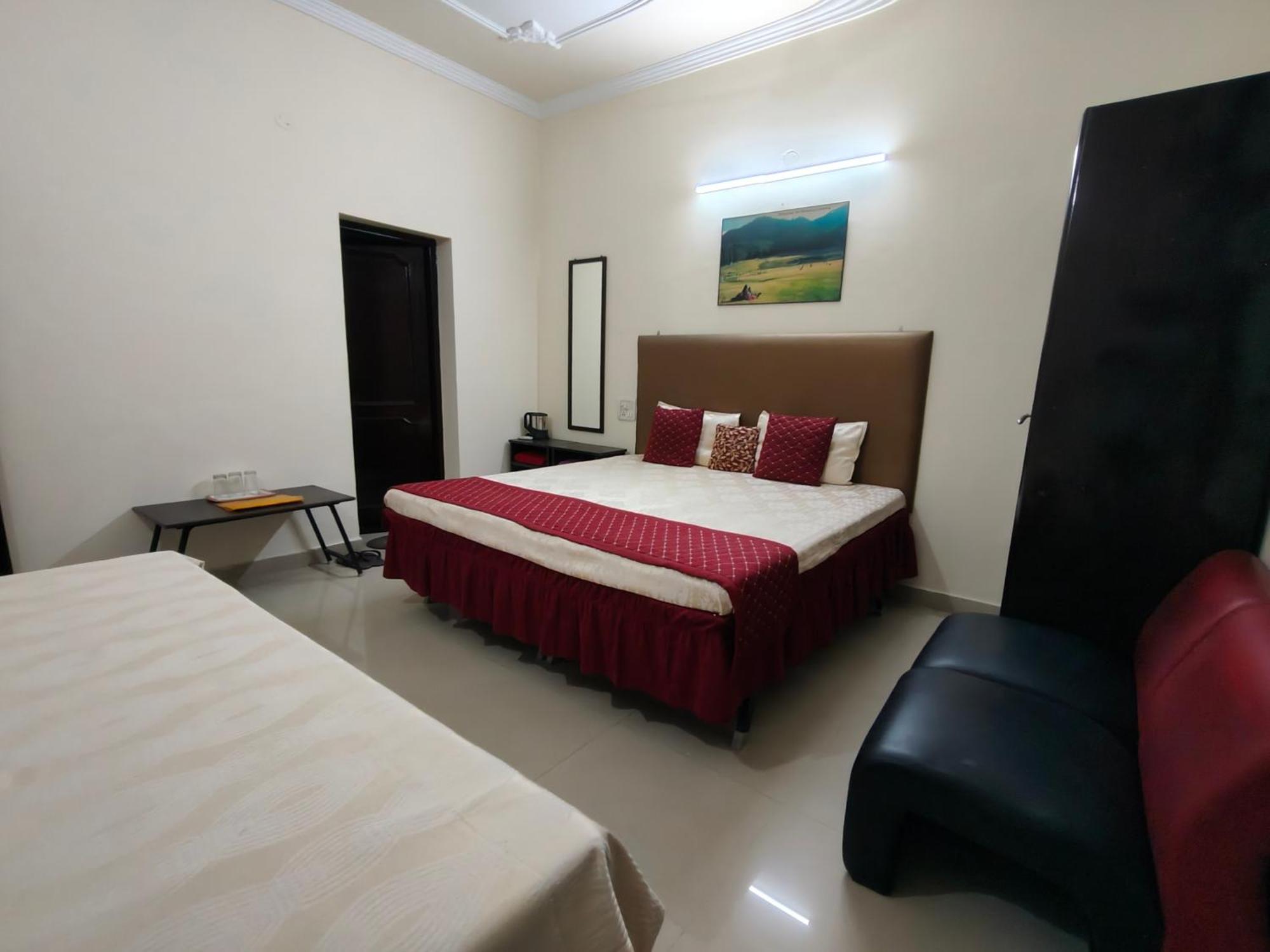 New Chandigarh Holiday Home Экстерьер фото